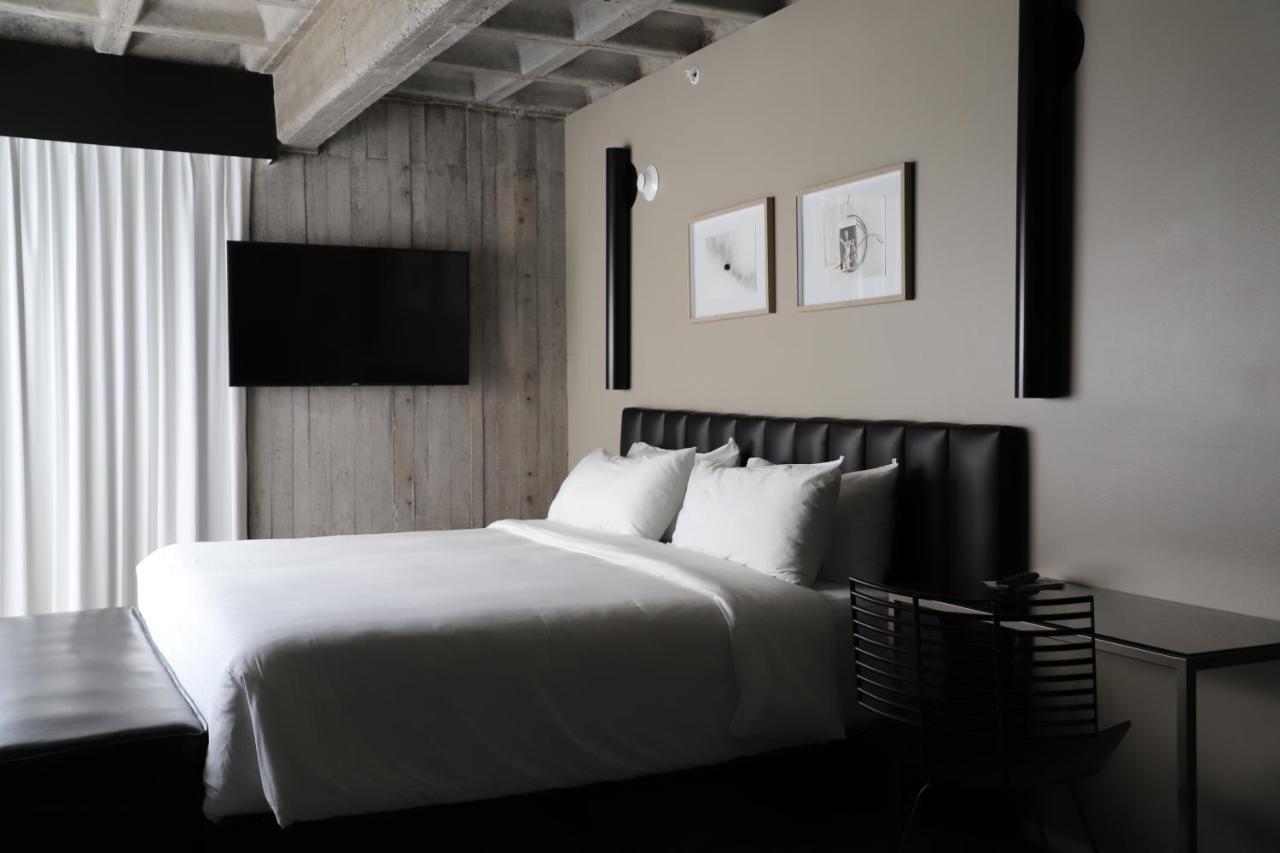 Bellwort Hotel Гвадалахара Екстер'єр фото