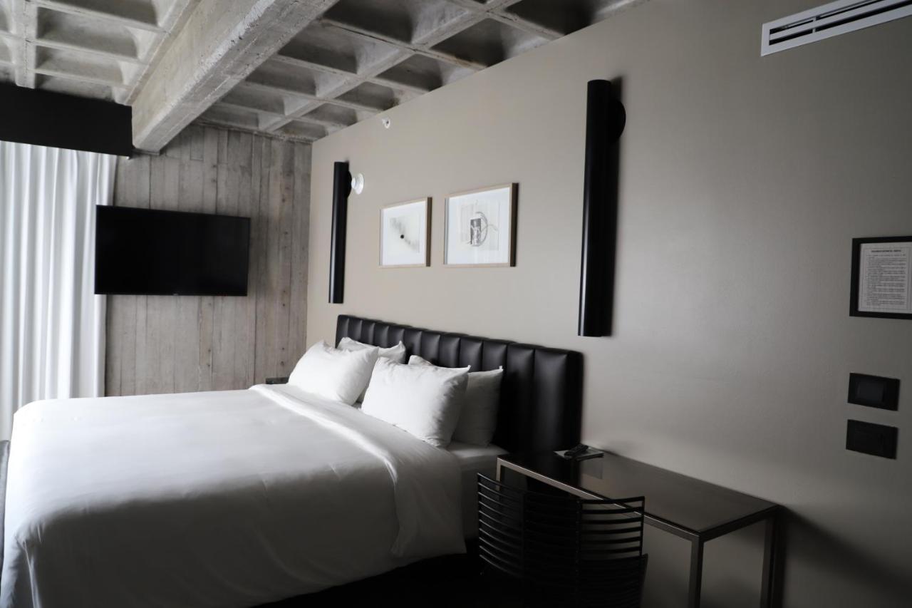 Bellwort Hotel Гвадалахара Екстер'єр фото
